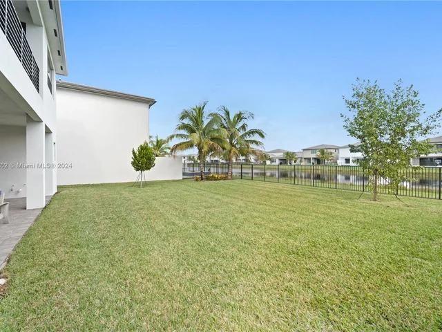 17128 Watersprite Lakes Rd, Boca Raton FL 33496