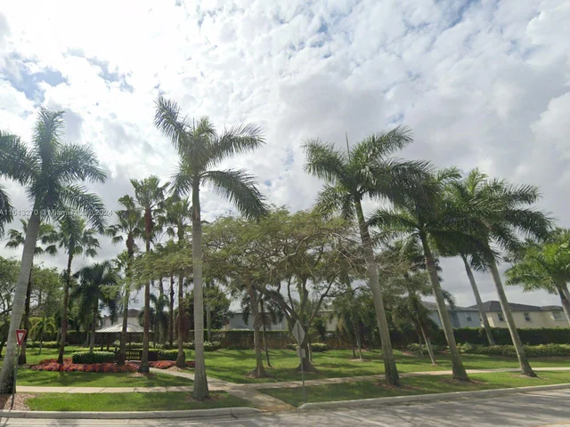 230 SE 29th Ave # 6, Homestead FL 33033