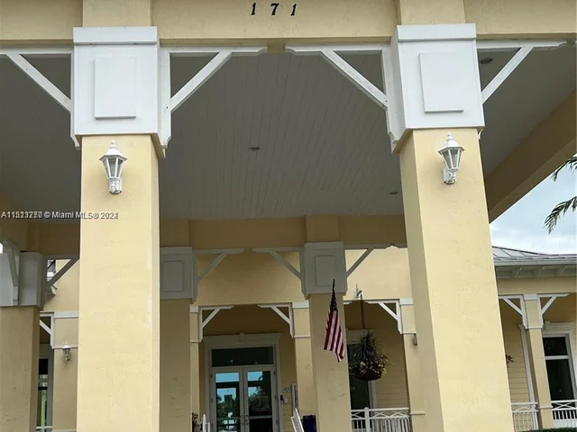 230 SE 29th Ave # 6, Homestead FL 33033