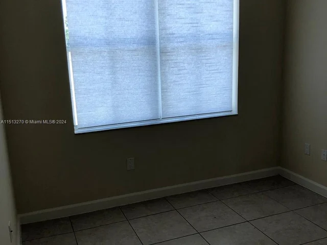 230 SE 29th Ave # 6, Homestead FL 33033