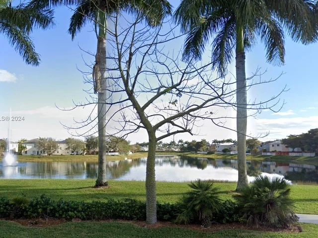 230 SE 29th Ave # 6, Homestead FL 33033