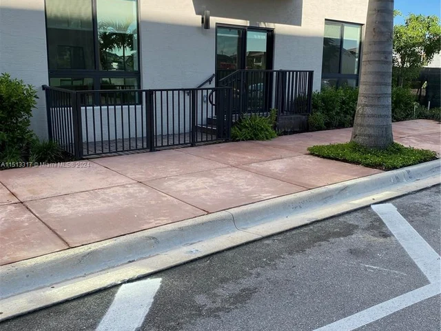 8301 NW 41st St # 110, Doral FL 33166