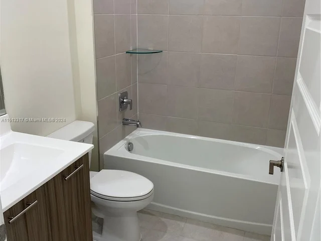 8301 NW 41st St # 110, Doral FL 33166