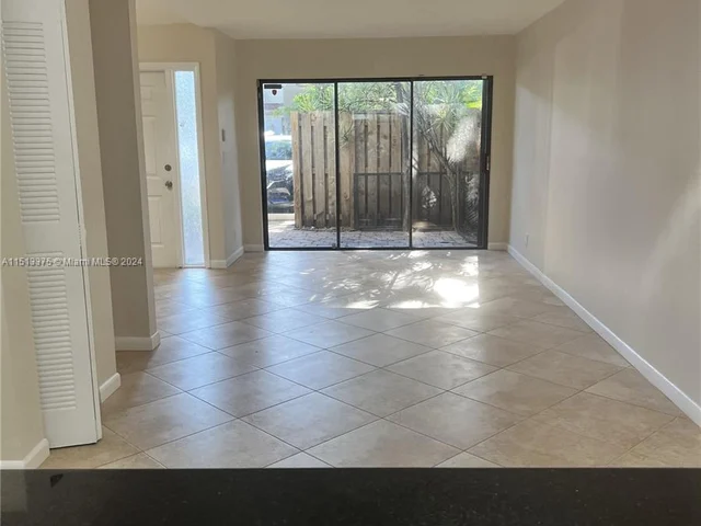 331 City View Dr # 331, Fort Lauderdale FL 33311