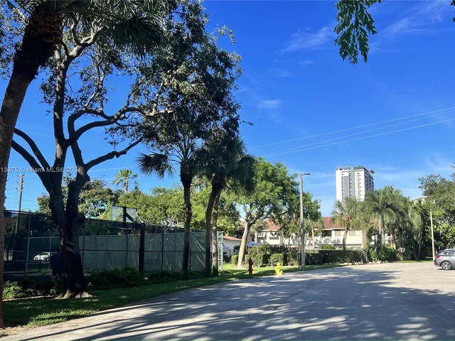 331 City View Dr # 331, Fort Lauderdale FL 33311