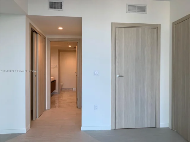 1000 Brickell Plz # 1910, Miami FL 33131