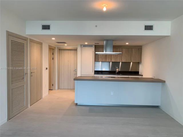 1000 Brickell Plz # 1910, Miami FL 33131