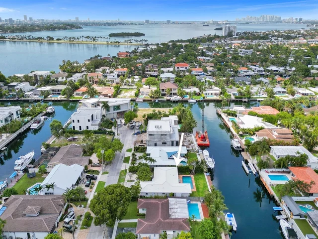 12840 Hickory Rd, North Miami FL 33181