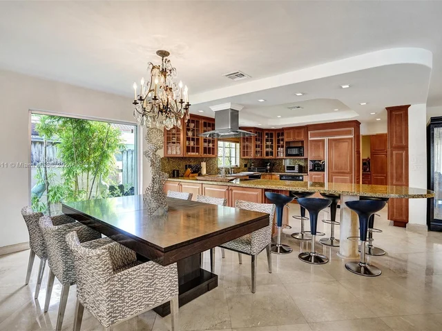 12840 Hickory Rd, North Miami FL 33181