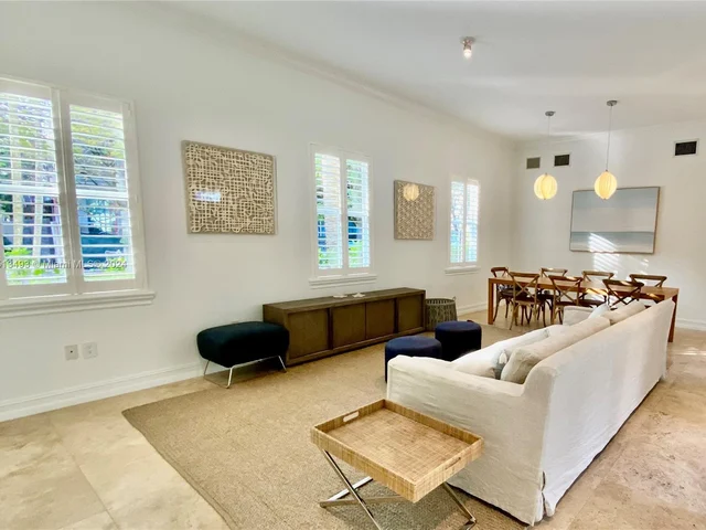 2665 Inagua Ave, Miami FL 33133