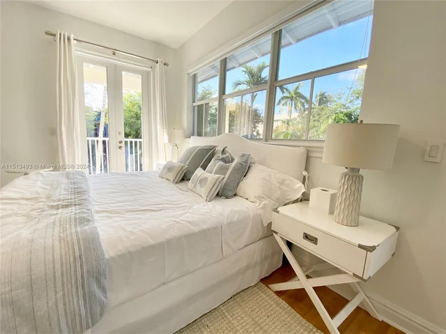 2665 Inagua Ave, Miami FL 33133