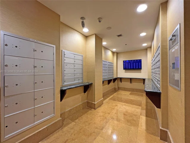 8390 SW 72nd Ave # 110, Miami FL 33143