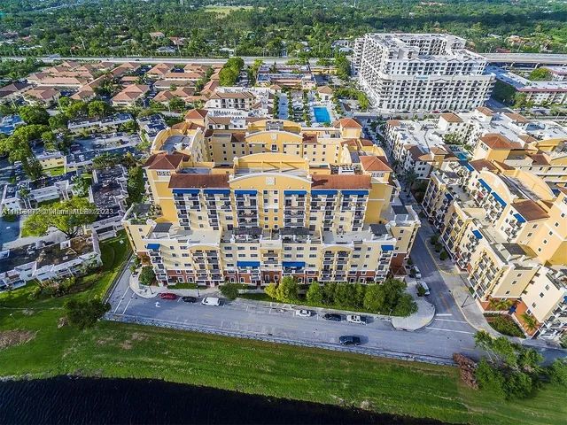 8390 SW 72nd Ave # 110, Miami FL 33143