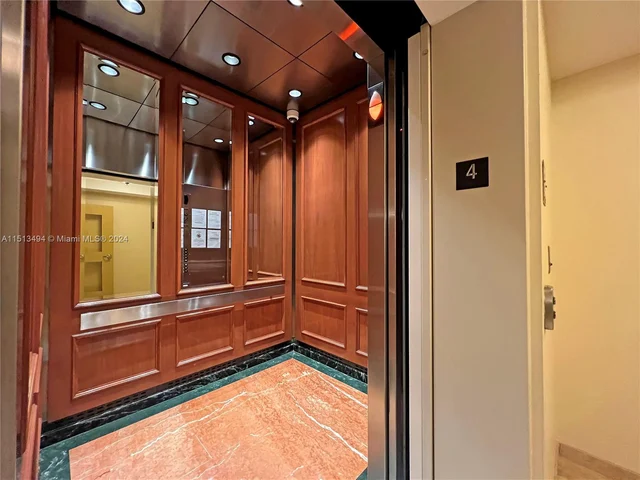 8390 SW 72nd Ave # 110, Miami FL 33143