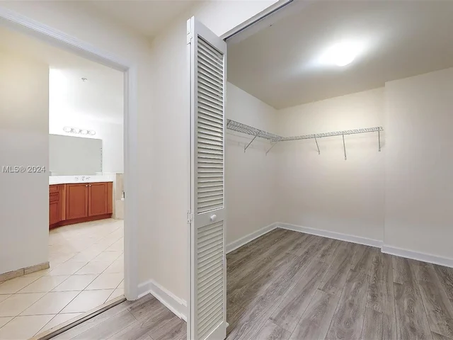 8390 SW 72nd Ave # 110, Miami FL 33143