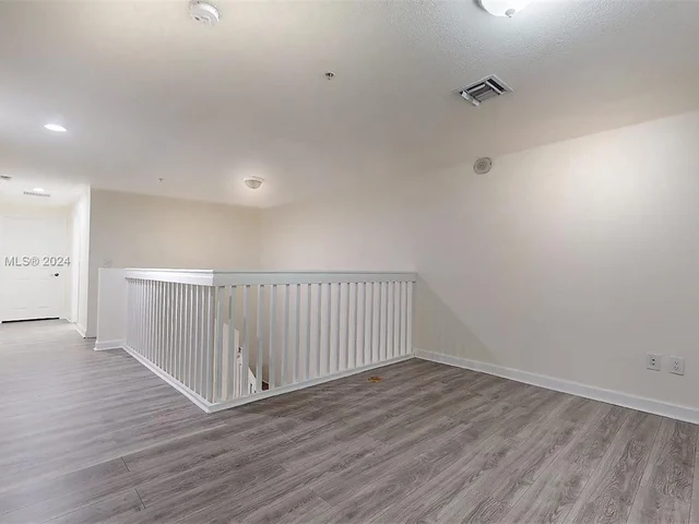 8390 SW 72nd Ave # 110, Miami FL 33143