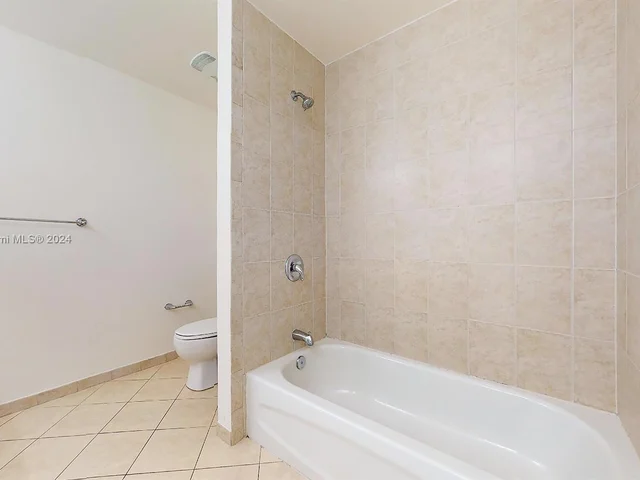 8390 SW 72nd Ave # 110, Miami FL 33143