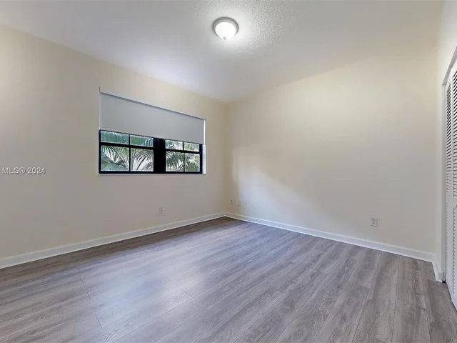 8390 SW 72nd Ave # 110, Miami FL 33143