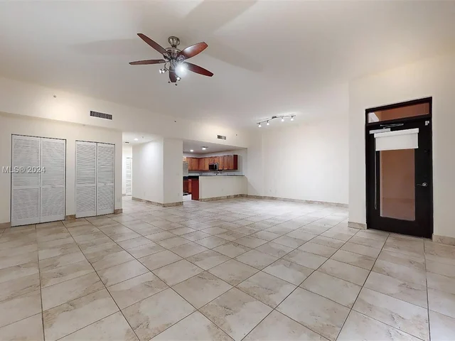 8390 SW 72nd Ave # 110, Miami FL 33143