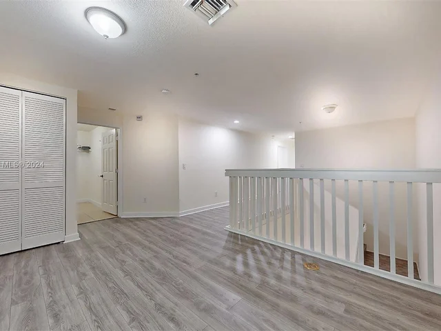 8390 SW 72nd Ave # 110, Miami FL 33143