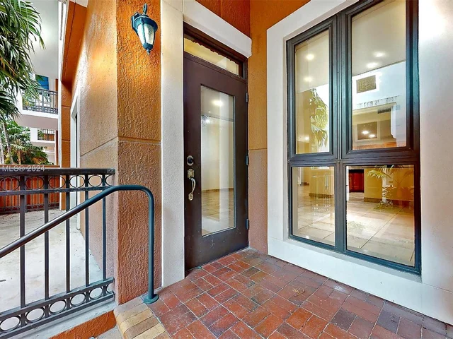 8390 SW 72nd Ave # 110, Miami FL 33143