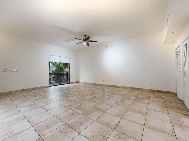 8390 SW 72nd Ave # 110, Miami FL 33143