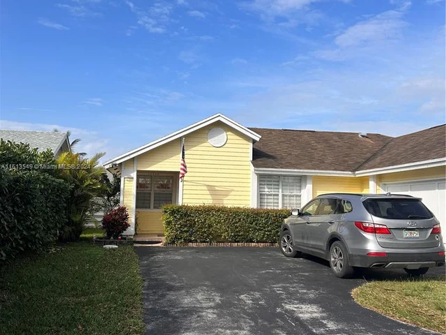 10294 SW 139th Pl, Miami FL 33186