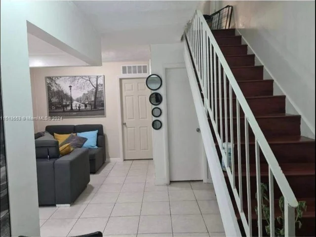 9375 Fontainebleau Blvd # L417, Miami FL 33172