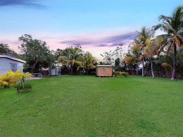 421 SW 8th Ave, Homestead FL 33030