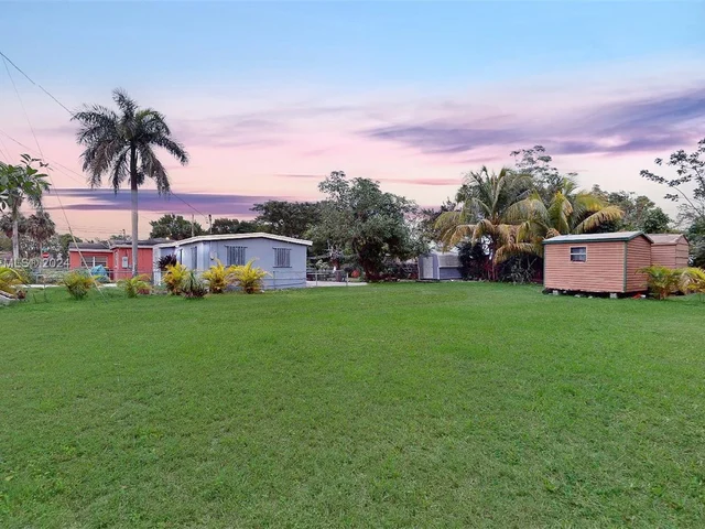 421 SW 8th Ave, Homestead FL 33030
