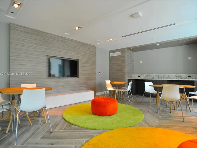 1600 SW 1 AVE # 412, Miami FL 33129