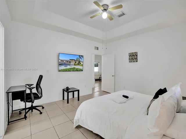 12031 NW 5th Ave # 1, Miami FL 33168