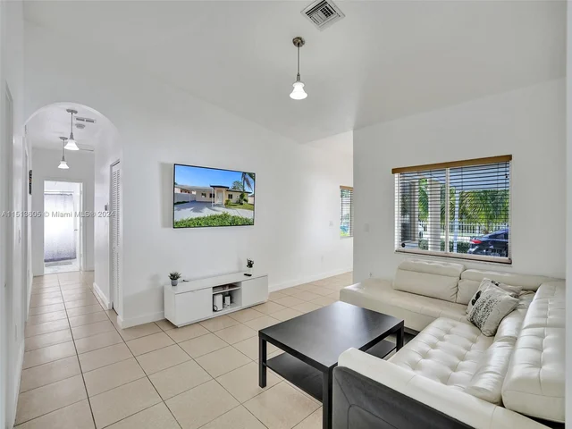 12031 NW 5th Ave # 1, Miami FL 33168