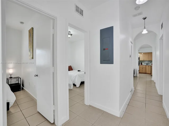 12031 NW 5th Ave # 1, Miami FL 33168