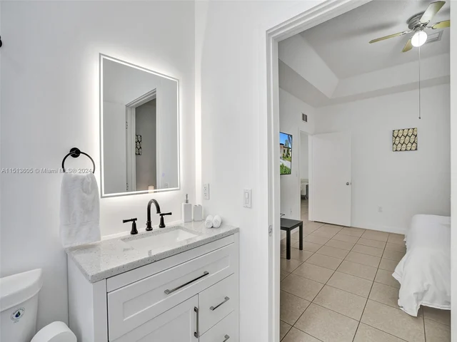 12031 NW 5th Ave # 1, Miami FL 33168