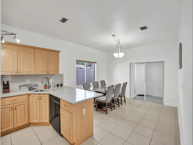 12031 NW 5th Ave # 1, Miami FL 33168