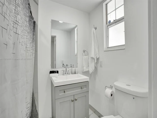 12031 NW 5th Ave # 1, Miami FL 33168