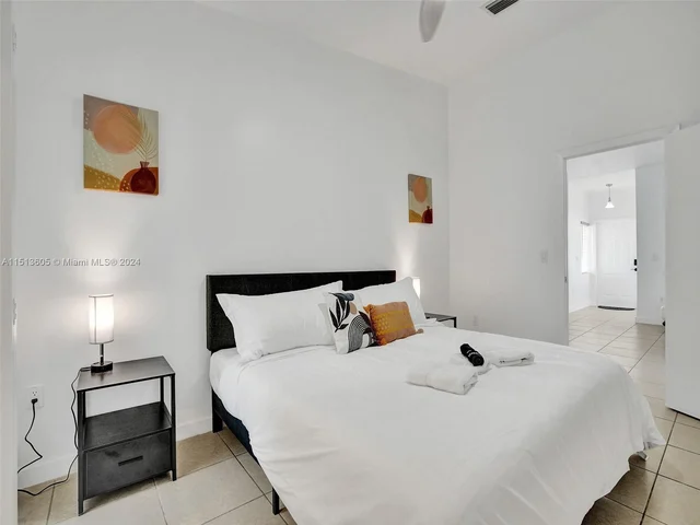 12031 NW 5th Ave # 1, Miami FL 33168