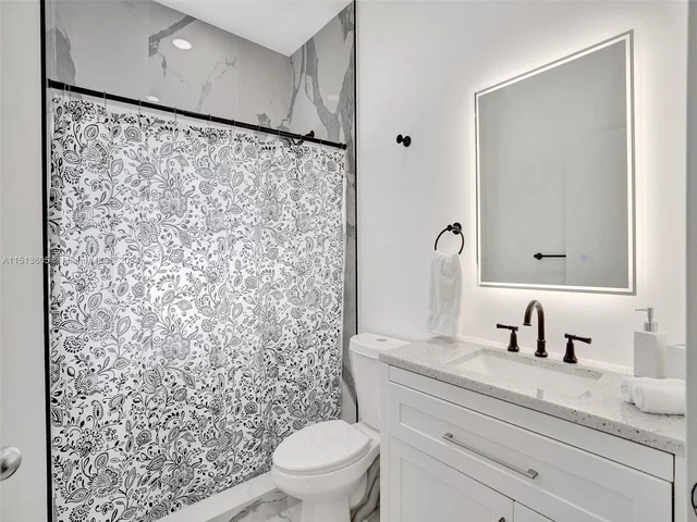 12031 NW 5th Ave # 1, Miami FL 33168