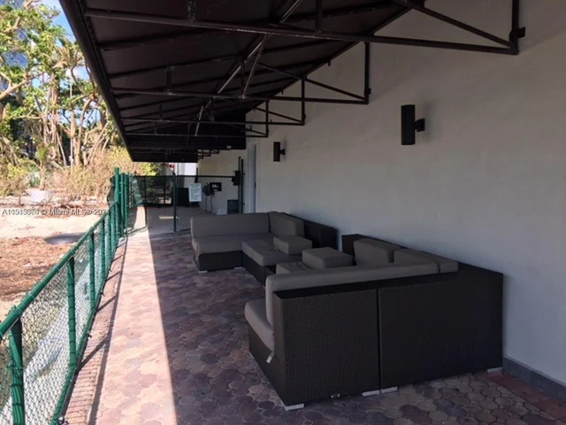 1901 Brickell Ave # B911, Miami FL 33129