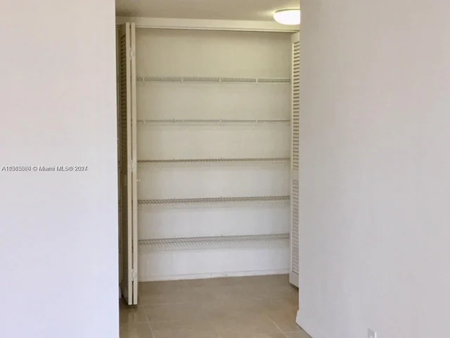 1901 Brickell Ave # B911, Miami FL 33129