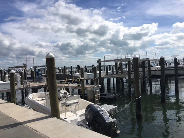 1901 Brickell Ave # B911, Miami FL 33129