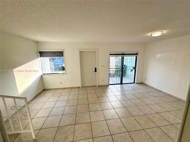 3826 SW 107th Ave # 2, Miami FL 33165