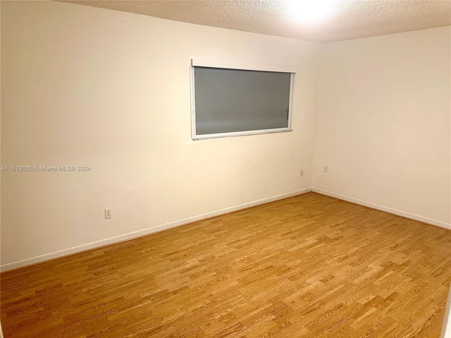 3826 SW 107th Ave # 2, Miami FL 33165