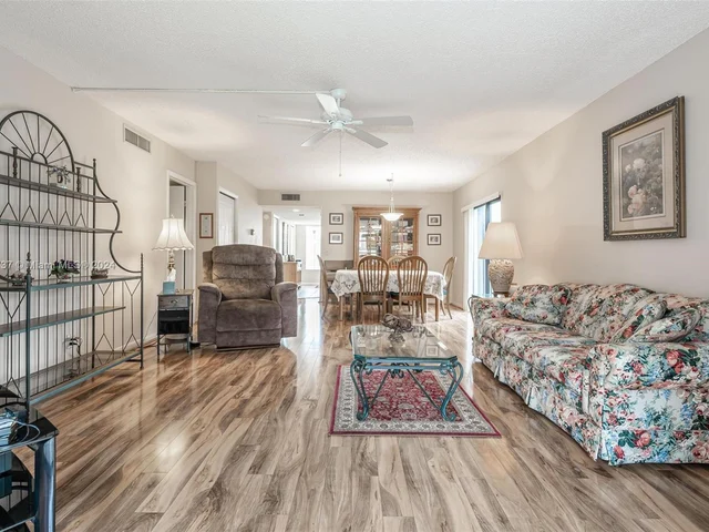 304 Racquet Club Rd # 101, Weston FL 33326