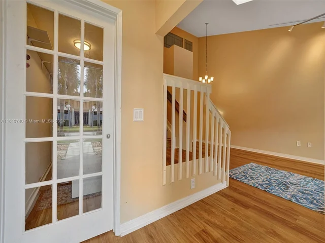 1527 Gabriel St # 1527, Hollywood FL 33020