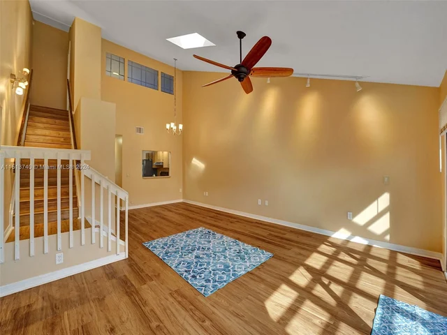 1527 Gabriel St # 1527, Hollywood FL 33020