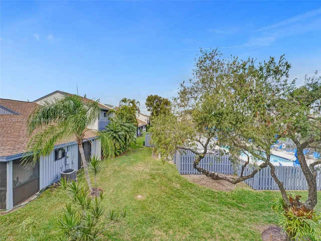 1527 Gabriel St # 1527, Hollywood FL 33020