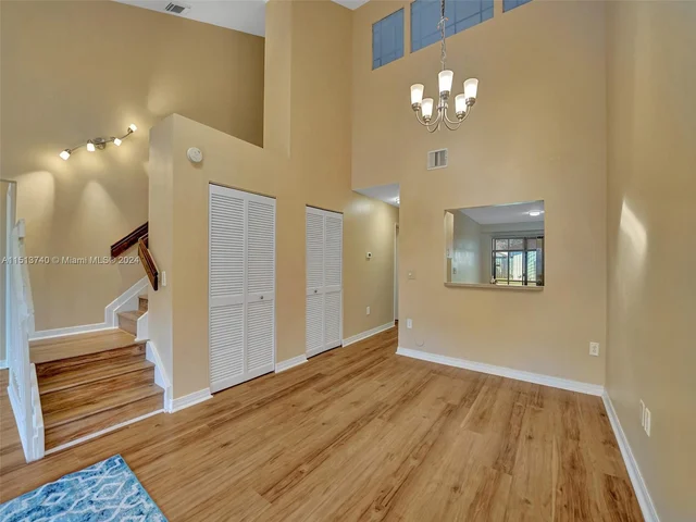 1527 Gabriel St # 1527, Hollywood FL 33020