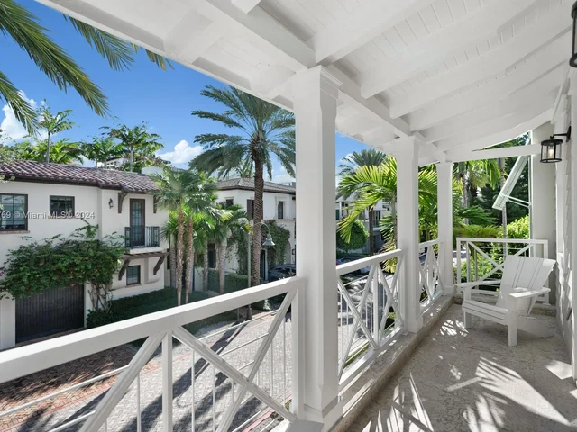 7732 Atlantic Way, Miami Beach FL 33141